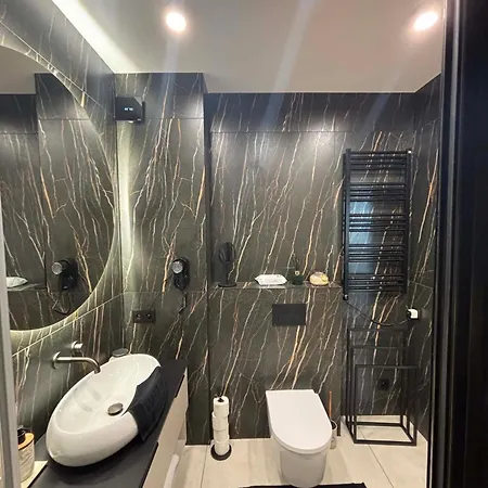 Kras - Premium Rubin 112f Z Prywatnym Jacuzzi * 斯克拉斯卡波伦巴