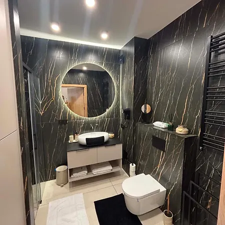 Kras - Premium Rubin 112f Z Prywatnym Jacuzzi